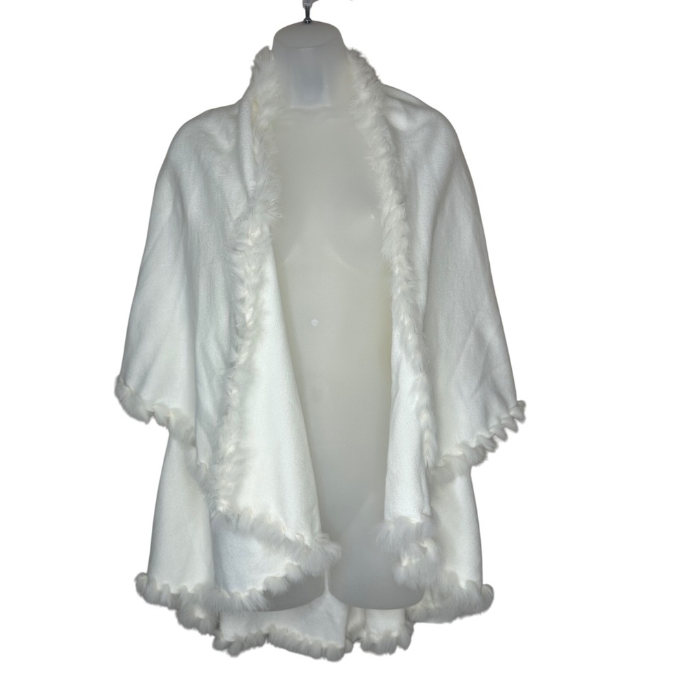 Heidi Kagan NWT Shawl in Cream with Fur Trim our 4 styles Size One‎ Size Boho